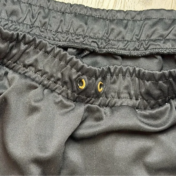 Jordan Track Pants Mens XL Black Tape Side Stripe Joggers Cuffed AQ2696-010 - Picture 5 of 12